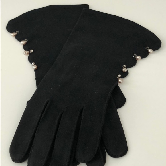 VINTAGE GLOVES WITH TEARDROP PEARLS & RHINESTONES - Picture 4 of 16